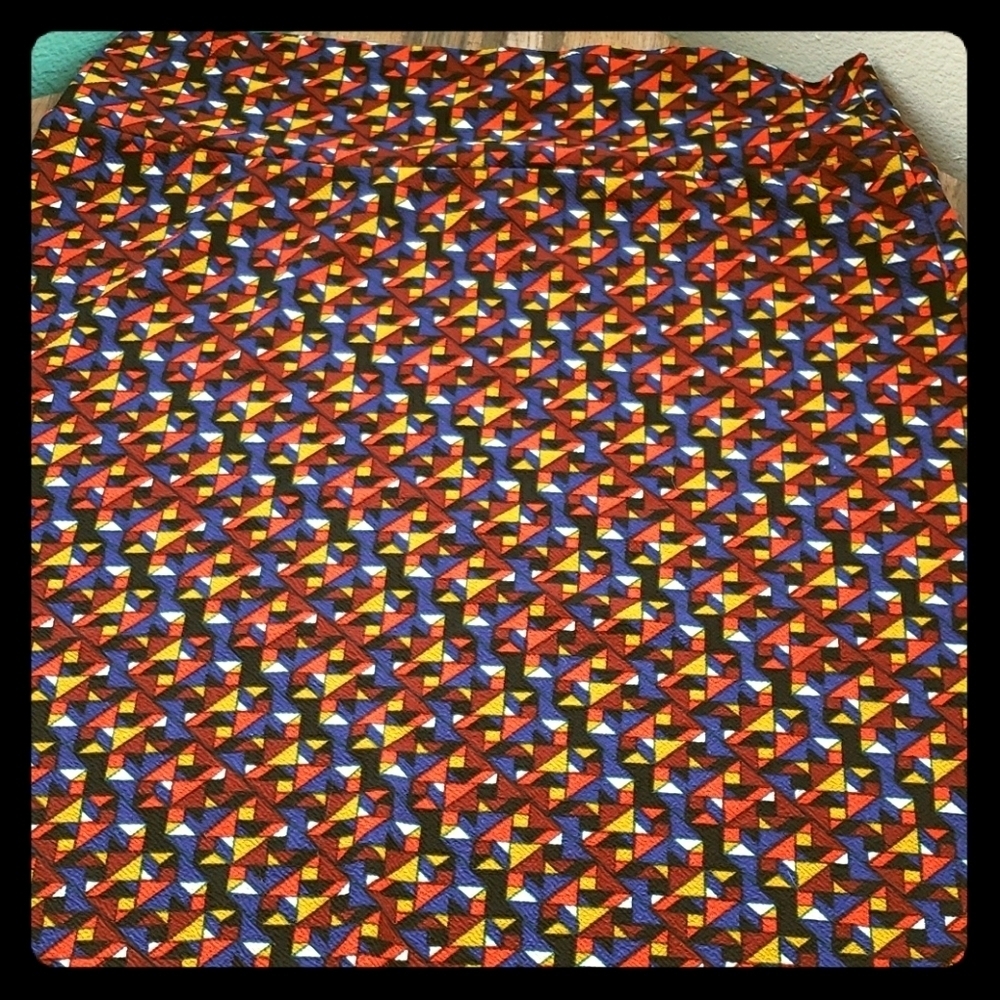 LuLaRoe Cassie Geometric Patterned Pencil Skirt Size XL